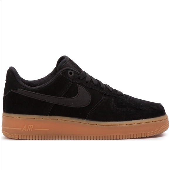 Nike Air Force One Black Gum Sole. - Picture 3 of 4